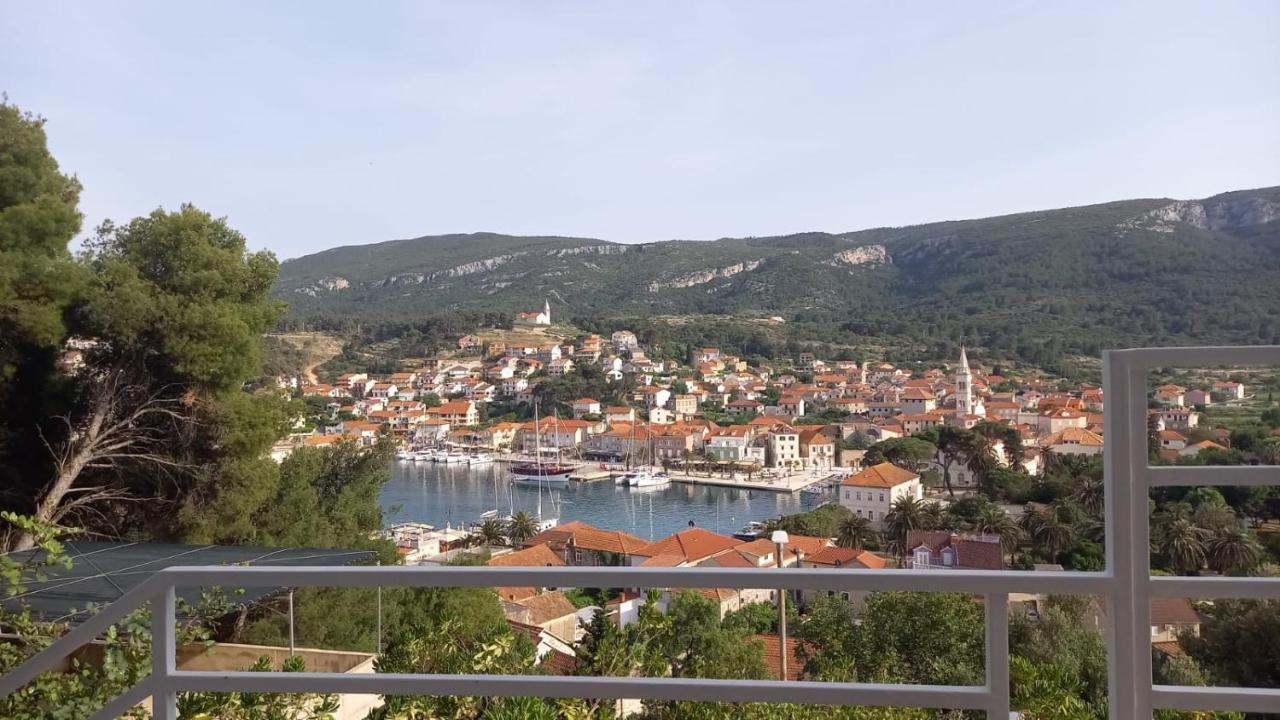 Apartman Marina Sa Parkingom Jelsa (Hvar) Exterior foto
